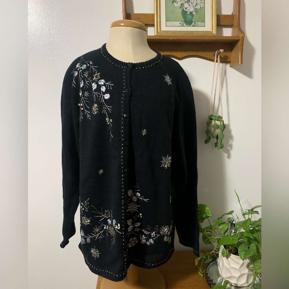 Stitches In Time NWT Black Snowflake Floral Cardigan Size L Beaded Embroidered